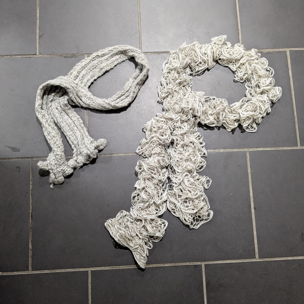 Y2K scarves
